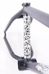 Cult Walsh 21'' Black Kadro